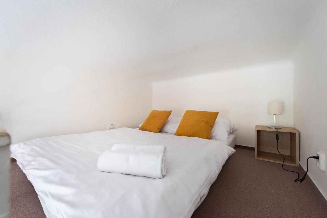 Budget Reznicka Apartment Praha Eksteriør bilde